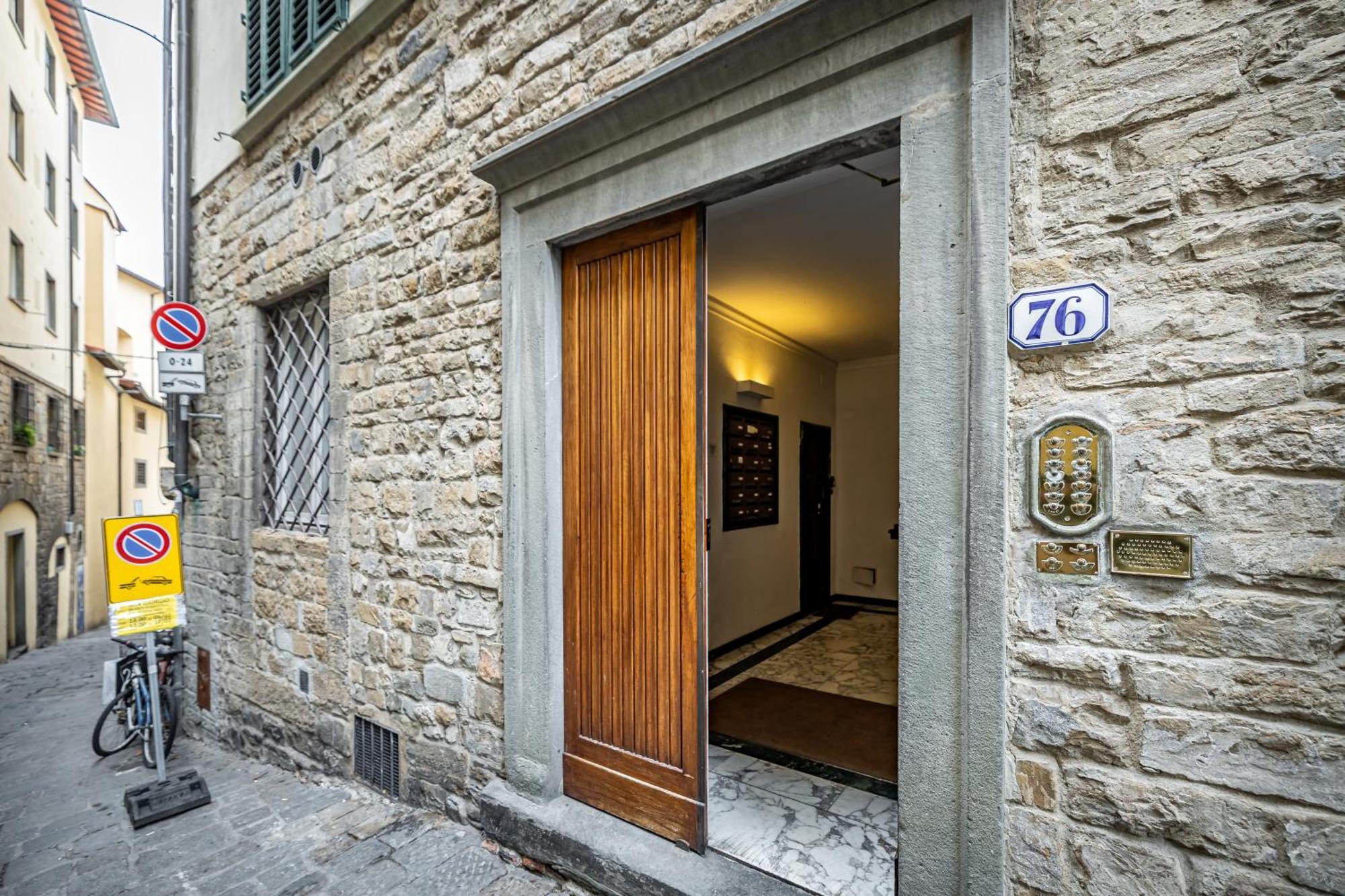 Апартаменты Yid Pontevecchio With View Флоренция Экстерьер фото